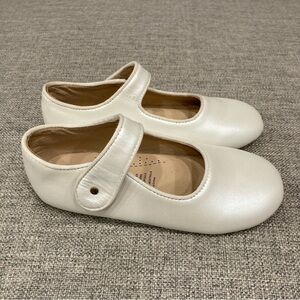 Old Soles size 32 pearl white Mary Jane shoes NWOT includes box